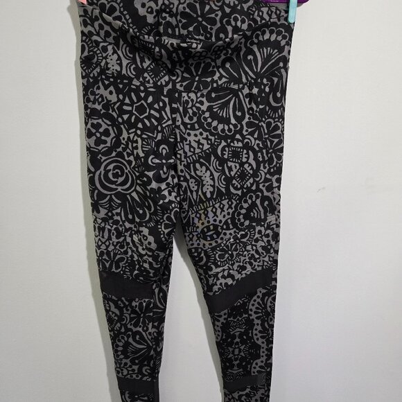Desigual sport leggings size XL - Picture 1 of 5